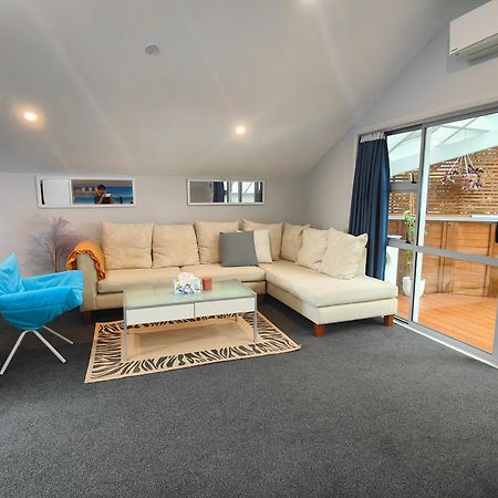 Welcome To Howick Auckland Exteriör bild